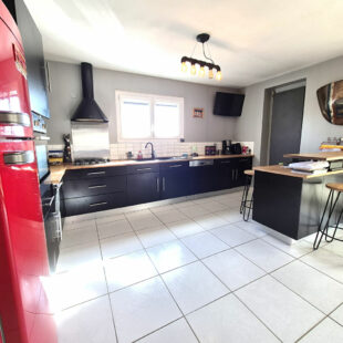 Maison Fontaine Notre Dame 6 pièce(s) 107 m2