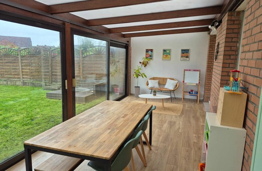 Maison Provin 4 pièce(s) , jardin, garage.