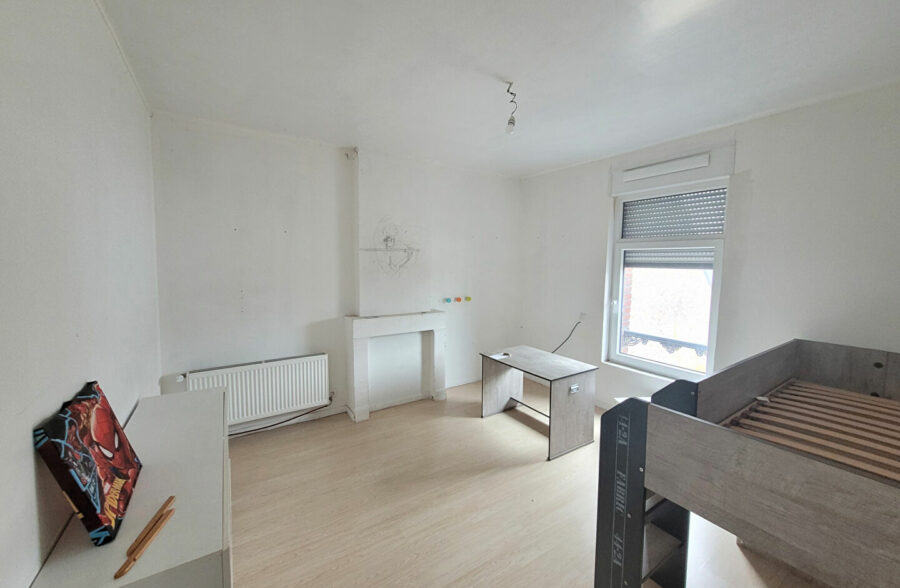 Maison Hasnon 8 pièce(s) 170 m2 &nbsp;Sous compromis&nbsp;