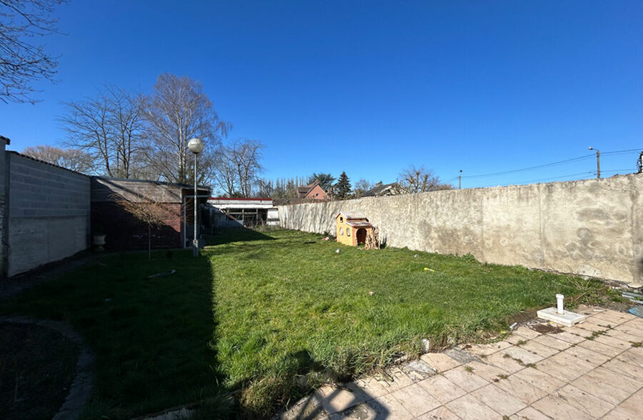 Maison Hasnon 8 pièce(s) 170 m2 &nbsp;Sous compromis&nbsp;