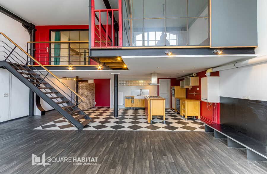 EN EXCLUSIVITÉ – LOFT T3 DE 131 m² + place de parking AU C–UR DE ROUBAIX! 199 000€ FAI !!