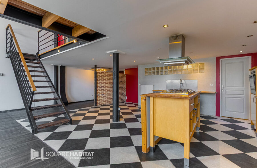 EN EXCLUSIVITÉ – LOFT T3 DE 131 m² + place de parking AU C–UR DE ROUBAIX! 199 000€ FAI !!