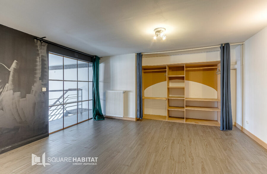 EN EXCLUSIVITÉ – LOFT T3 DE 131 m² + place de parking AU C–UR DE ROUBAIX! 199 000€ FAI !!