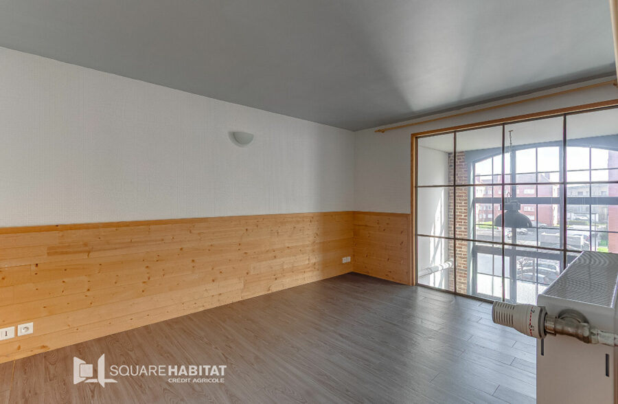 EN EXCLUSIVITÉ – LOFT T3 DE 131 m² + place de parking AU C–UR DE ROUBAIX! 199 000€ FAI !!