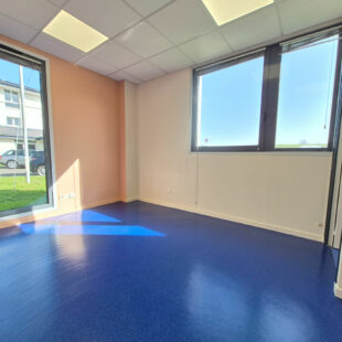 Local commercial de 123 m² utile sur LONGUENESSE