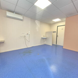Local commercial de 123 m² utile sur LONGUENESSE