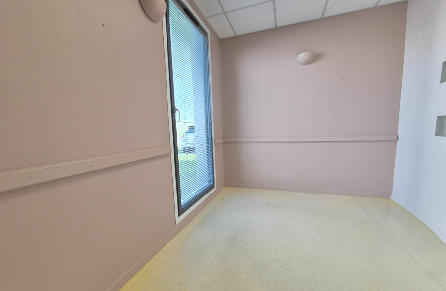 Local commercial de 123 m² utile sur LONGUENESSE