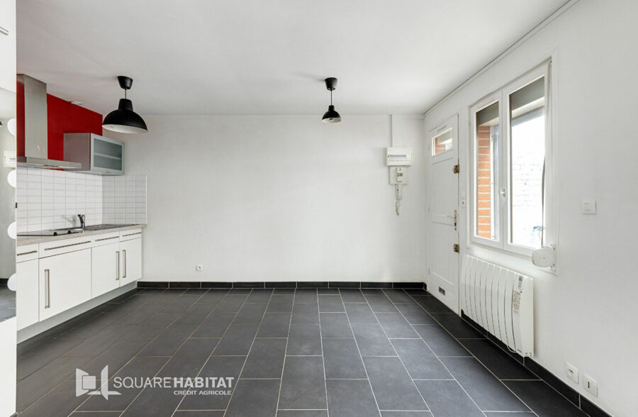 LILLE Cormontaigne: Studio de 21,2 m² avec  une cour privative