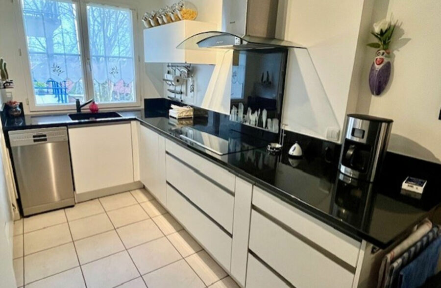 Superbe T4 avec 2 balcons et un grand garage