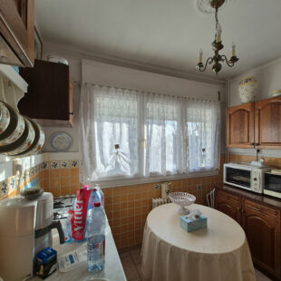 Appartement avec balcon en centre ville de Maubeuge