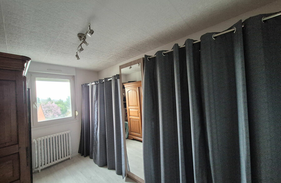 Appartement T4 avec cave et parking couvert