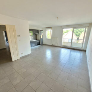 Appartement T3 de 60.24 m2, balcon et parking couvert