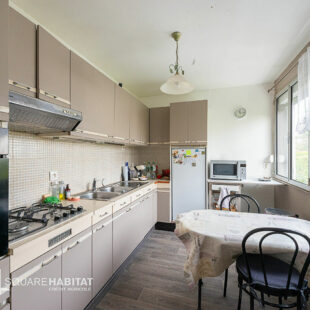 Plain pied individuel ,sous sol complet , Très bon secteur !