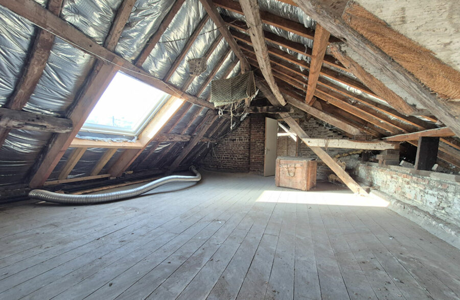 Fermette ESQUERCHIN avec combles aménageables