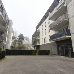 SUPERBE OPPORTUNITE D’INVESTISSEMENT LOCATIF – STUDIO VENDU LOUE AVEC BALCON ET PARKING