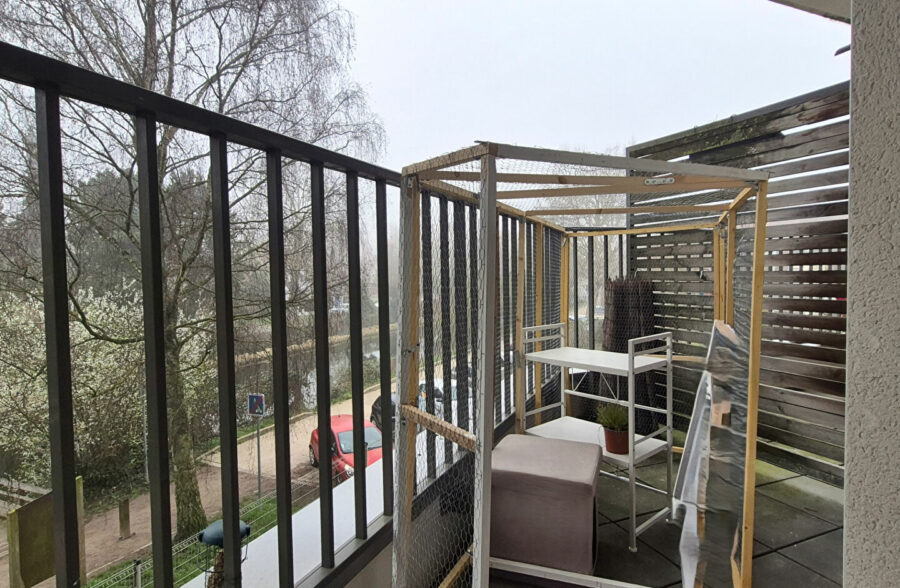 SUPERBE OPPORTUNITE D’INVESTISSEMENT LOCATIF – STUDIO VENDU LOUE AVEC BALCON ET PARKING