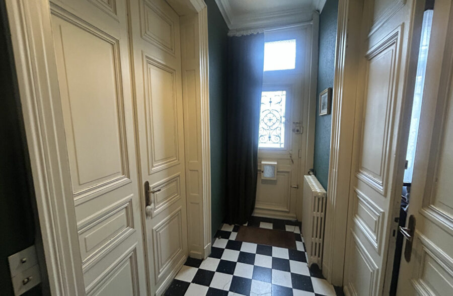 Maison Saint Amand Les Eaux 6 pièce(s) 183.88 m2