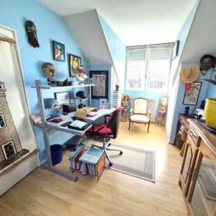 Croix, maison des années 60 dans un quartier calme et recherché