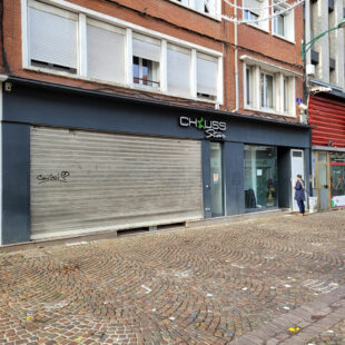 Local commercial 386 m²