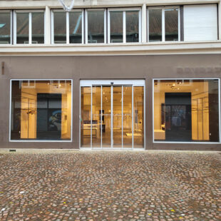 Local commercial 433 m²