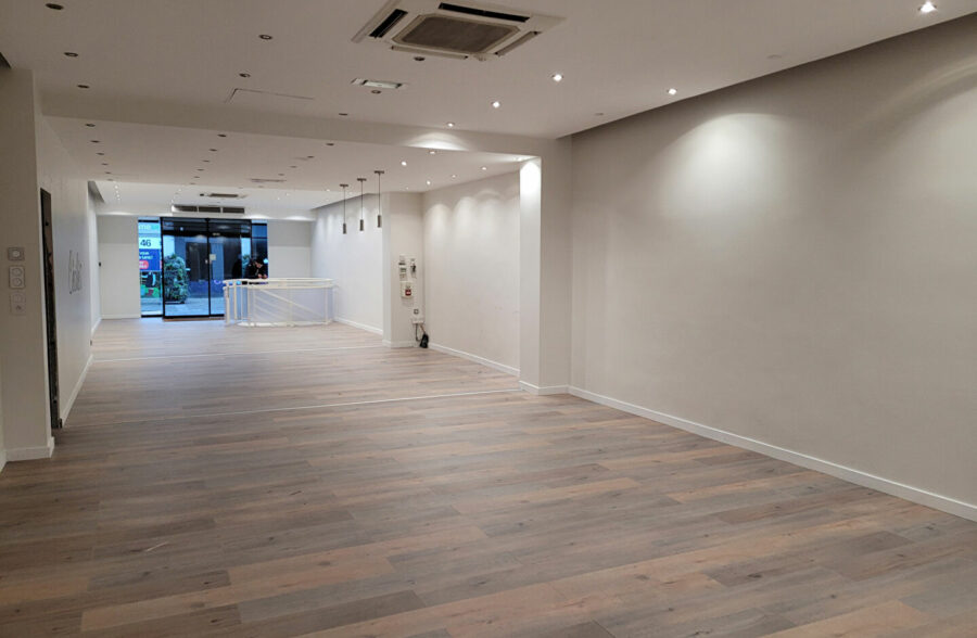 Local commercial 115 m²