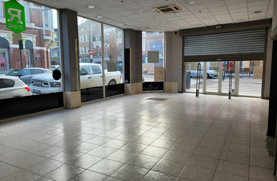 Local commercial 139 m²