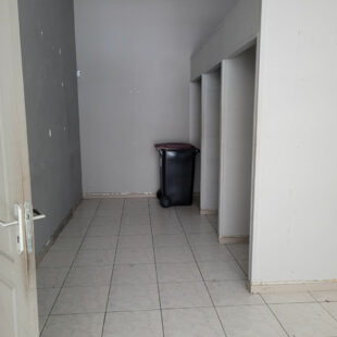 Local commercial 139 m²