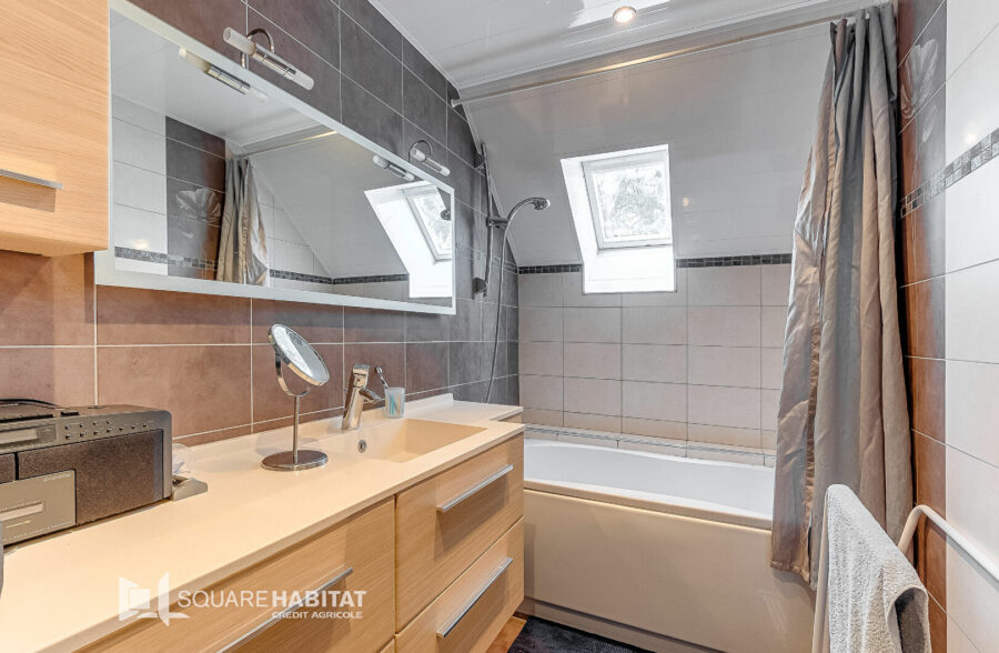 Maison individuelle – 4 chambres – Secteur recherché à La Chapelle-d’Armentières