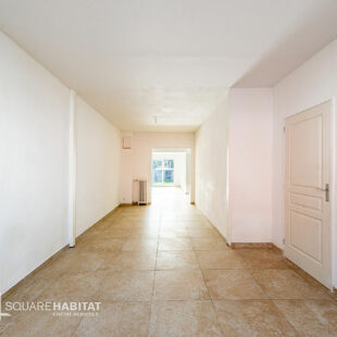 Maison de ville entièrement rénovée – 3/4 chambres +  bureau – Jardin – DPE C