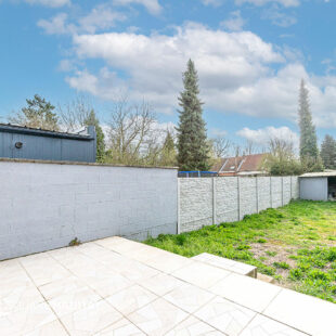 Maison de ville entièrement rénovée – 3/4 chambres +  bureau – Jardin – DPE C