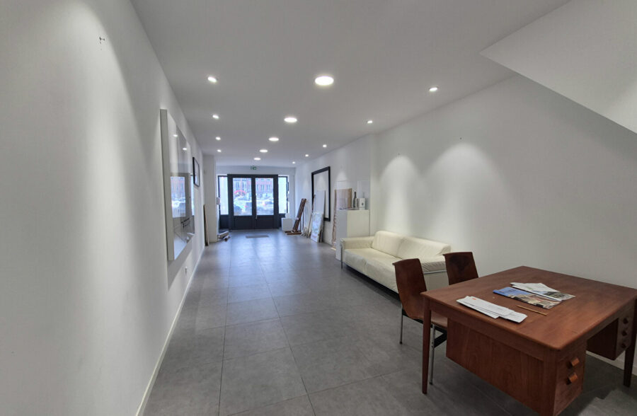 Immeuble de 242 m² au coeur de la place : un lieu à fort potentiel pour votre activité ou votre investissement