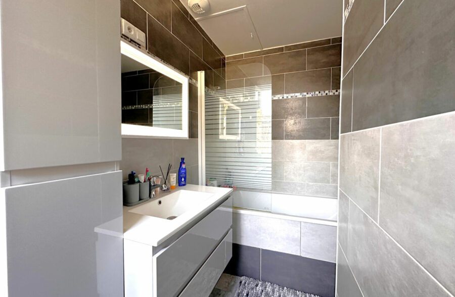 Maison de 116 m² entièrement équipée avec jardin et garage