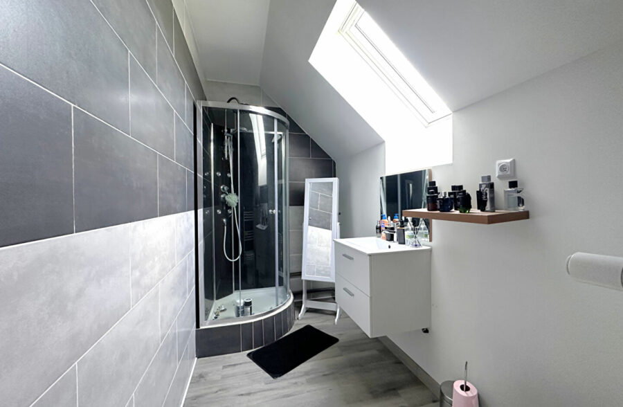 Maison de 116 m² entièrement équipée avec jardin et garage