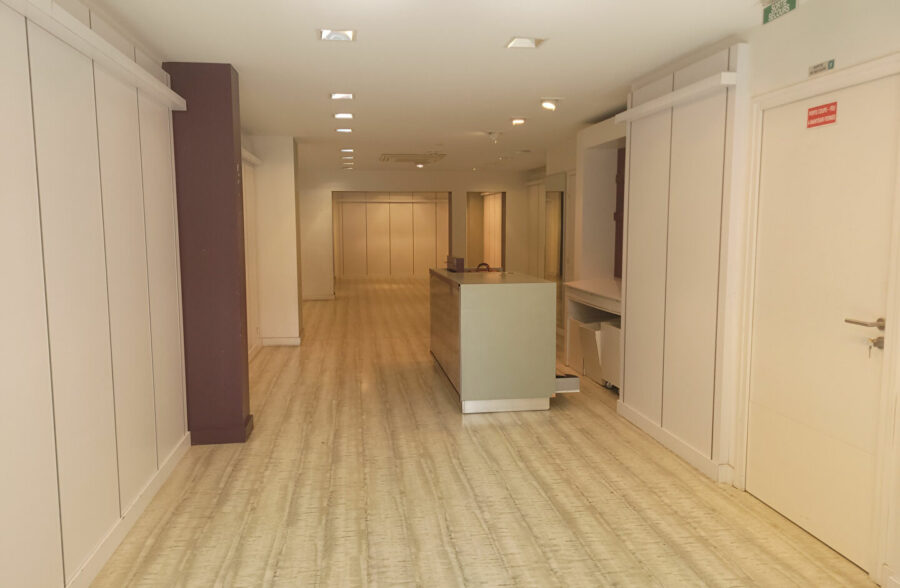 LENS CENTRE Local commercial  +/-104 m2