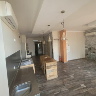 Local commercial centre-ville – 85m²