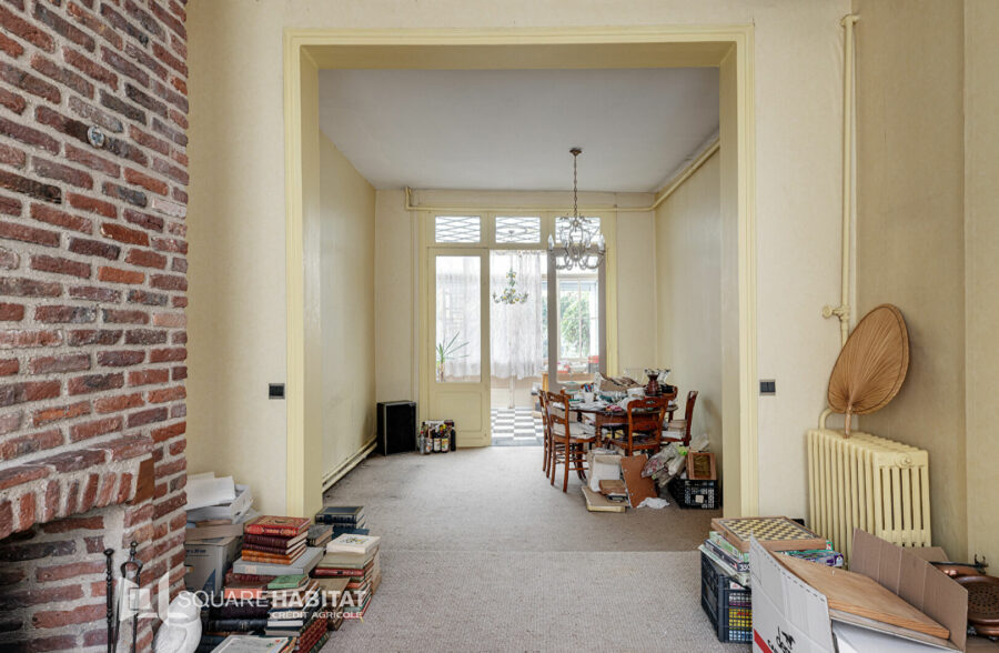 EXCLUSIVITE: WAZEMMES / GAMBETTA : Maison 1930 4/5 chambres jardin et cave