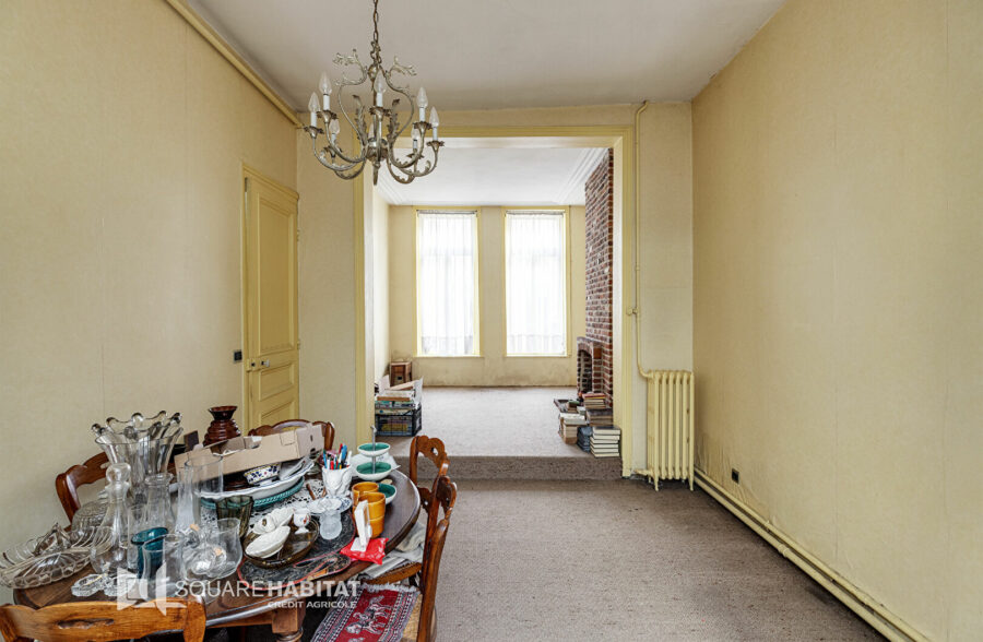 EXCLUSIVITE: WAZEMMES / GAMBETTA : Maison 1930 4/5 chambres jardin et cave