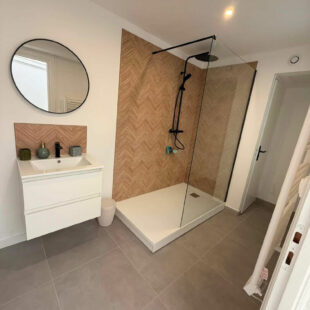 QUARTIER VAUBAN AGREABLE TYPE 2 AVEC JARDIN ET CAVE