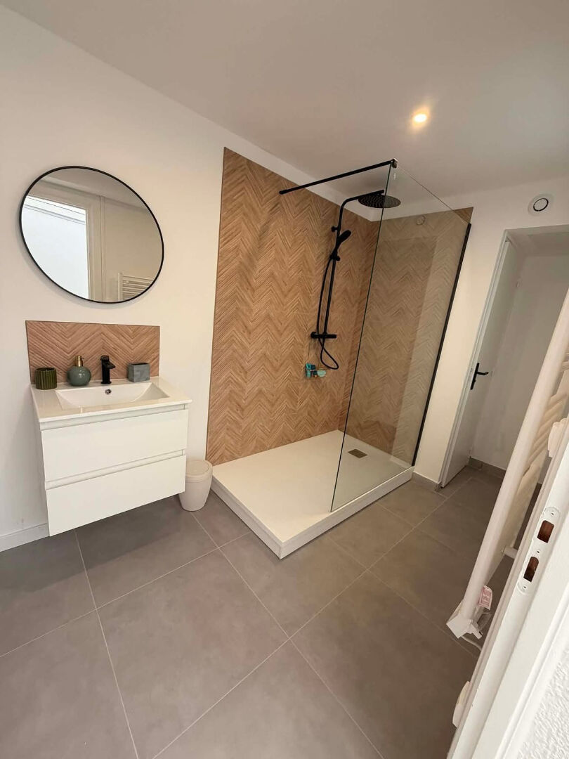 QUARTIER VAUBAN AGREABLE TYPE 2 AVEC JARDIN ET CAVE