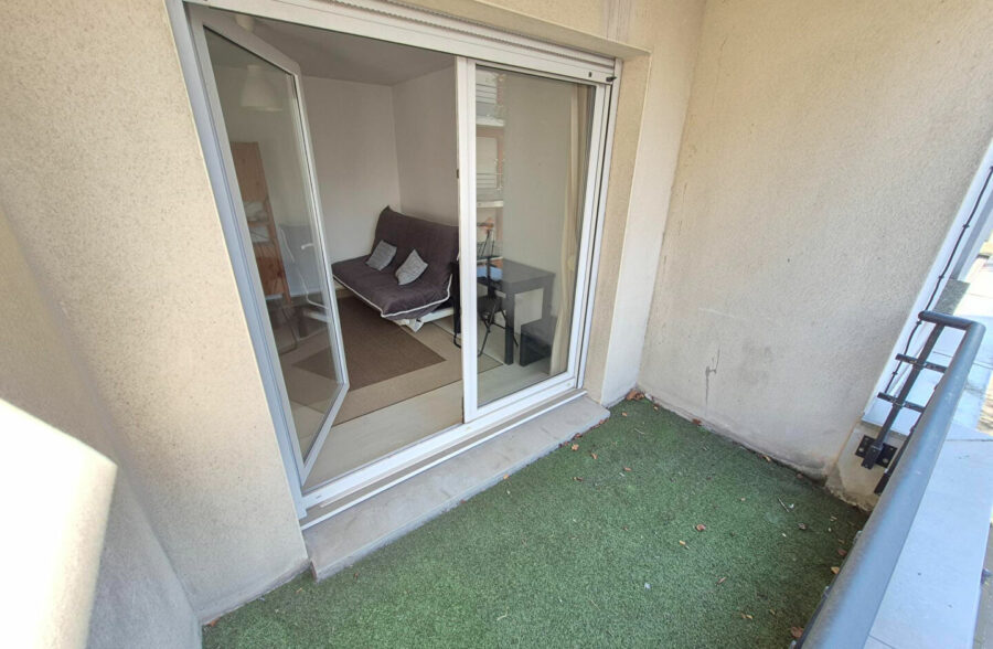 LILLE WAZEMMES – GAMBETTA : Type 1 de 23m² avec balcon et parking