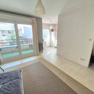 LILLE WAZEMMES – GAMBETTA : Type 1 de 23m² avec balcon et parking