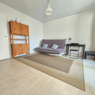 LILLE WAZEMMES – GAMBETTA : Type 1 de 23m² avec balcon et parking