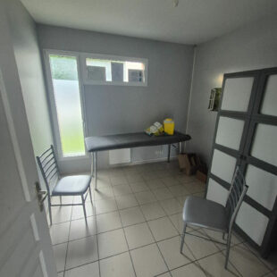 Opportunité Rare à Cysoing – Local Professionnel Clé en Main