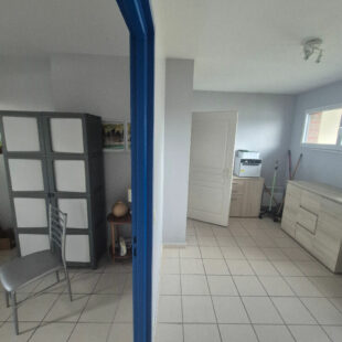 Opportunité Rare à Cysoing – Local Professionnel Clé en Main