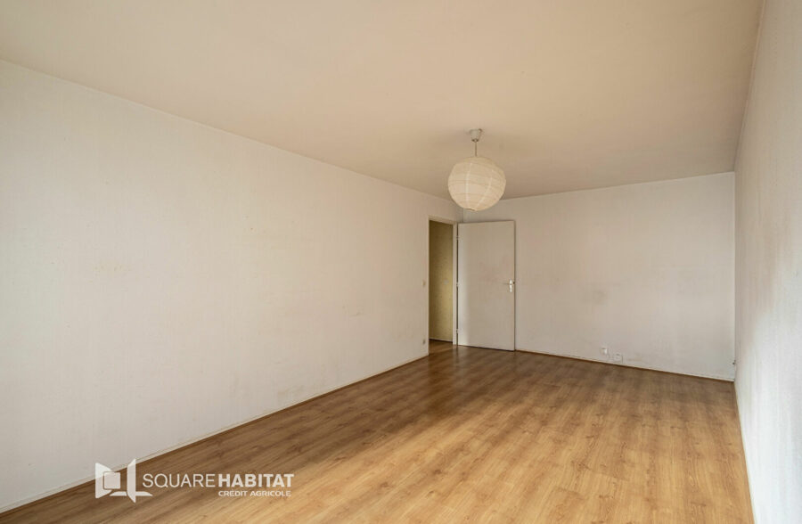 LILLE REPUBLIQUE / HYPERCENTRE : APPARTEMENT T2 DE 49M² AVEC TERRASSE ET BOX PRIVATIF