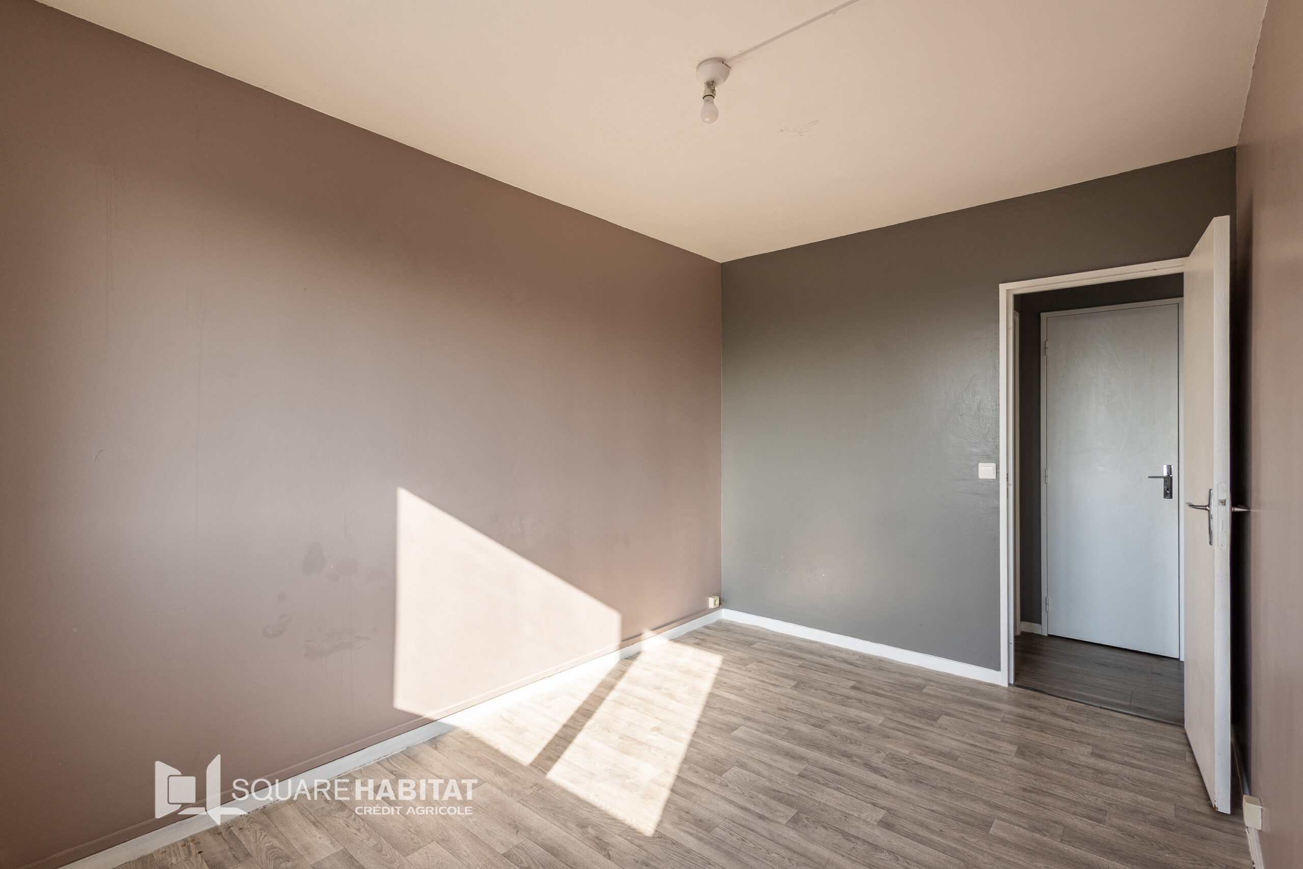 LOOS – APPARTEMENT TYPE  2 – DERNIER ETAGE – PARKING PRIVATIF