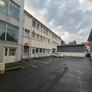 Appartement T3 avec cave, garage et parking privatif en centre ville