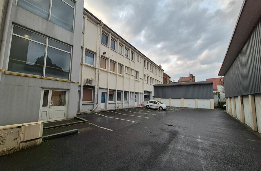 Appartement T3 avec cave, garage et parking privatif en centre ville