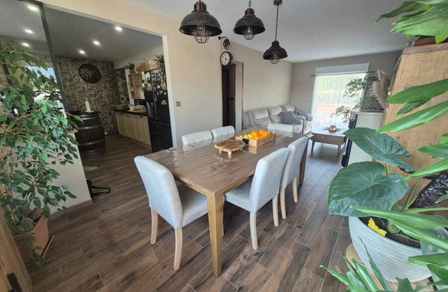 Maison Cauchy A La Tour 8 pièce(s) 110 m2