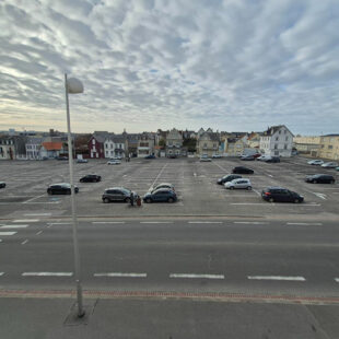 Berck Plage , appartement 2 chambres , 2nd étage, vue latérale mer , EXPO Sud  !!